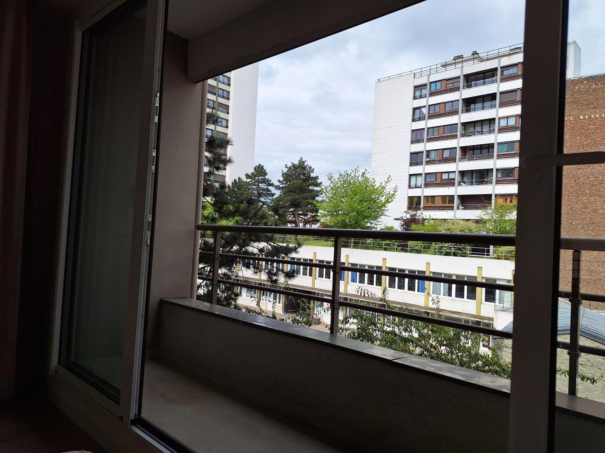 Chic Parisian Studio Retreat Bright Spacious And Secure Parking المظهر الخارجي الصورة