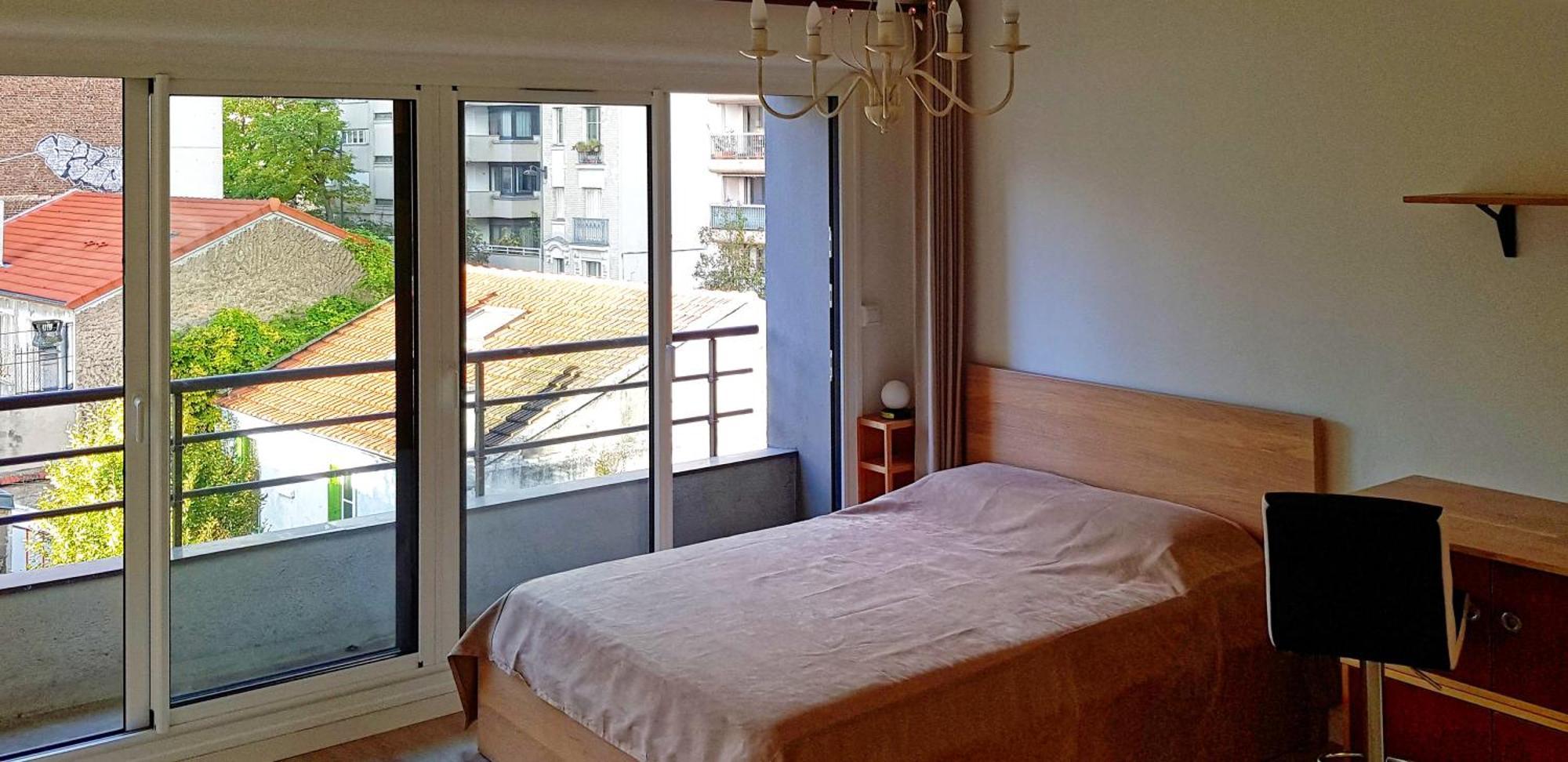 Chic Parisian Studio Retreat Bright Spacious And Secure Parking المظهر الخارجي الصورة